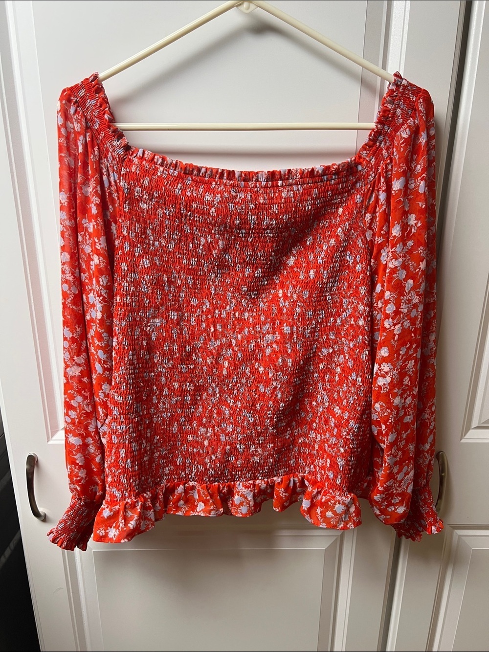 Bar III Red Floral Off-The-Shoulder Smocked Top, XXL - Picture 4 of 4